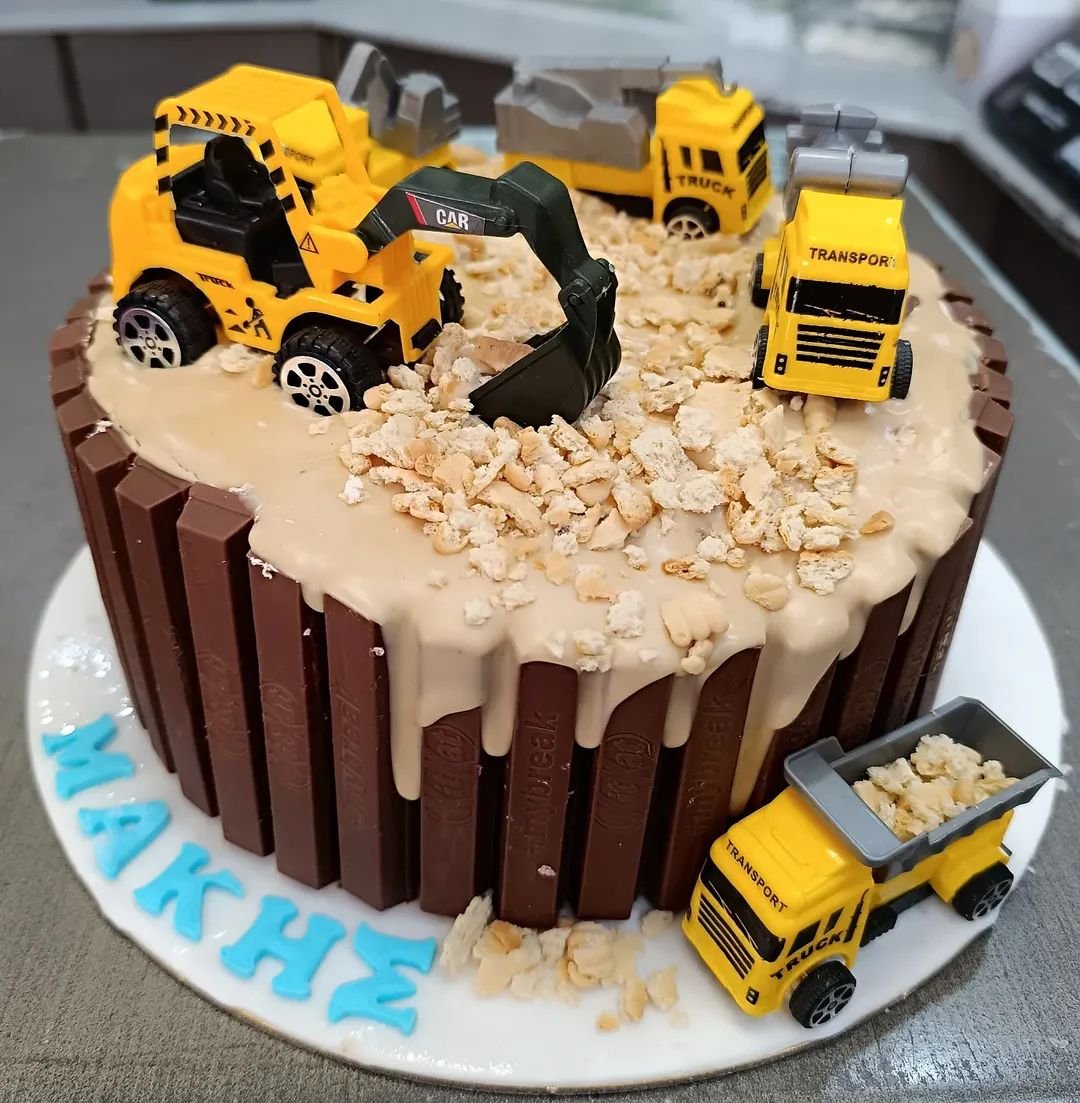 Τούρτες Αγοριών - Δάγκος