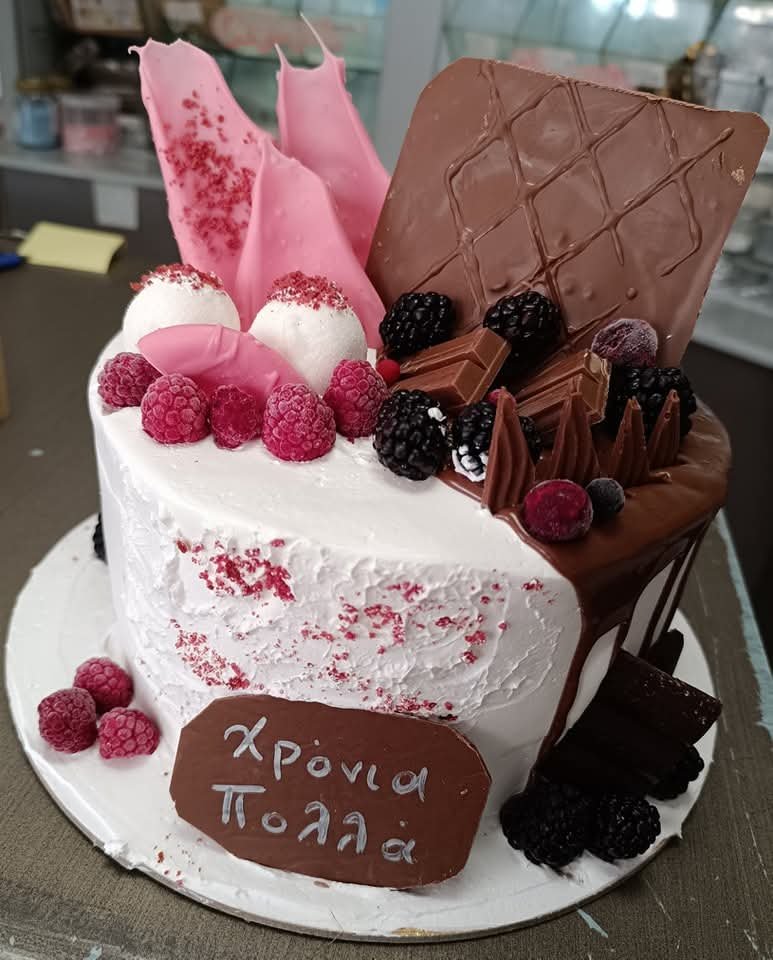 Τούρτες Κοριτσιών