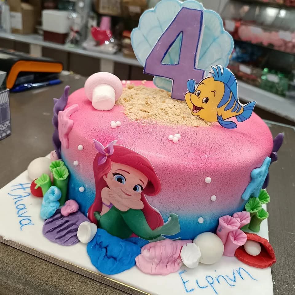 Τούρτες Κοριτσιών