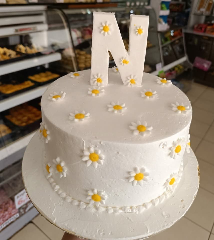 Τούρτες Κοριτσιών - Δάγκος