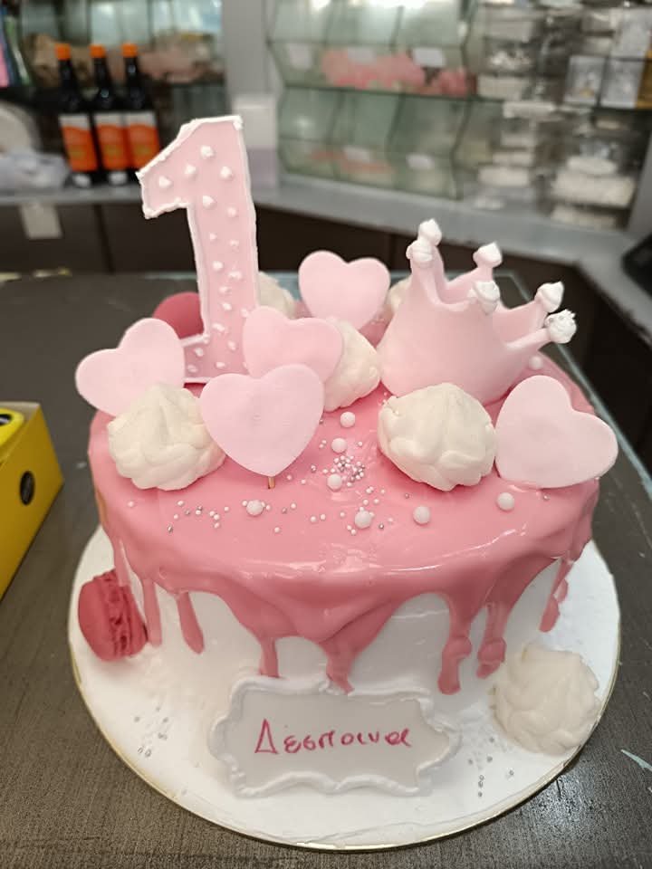 Τούρτες Κοριτσιών - Δάγκος